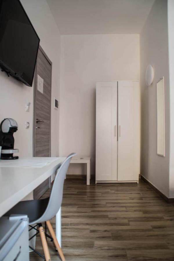 Tiber Rooms Testaccio Roma Ngoại thất bức ảnh